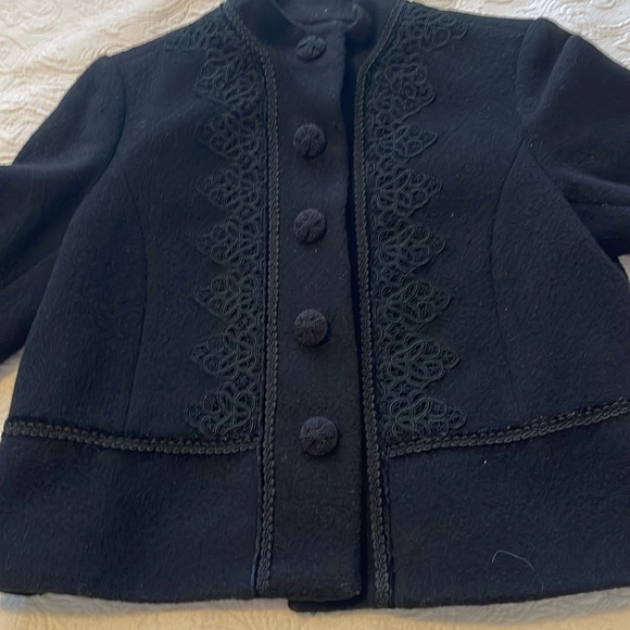 Vintage wool short jacket in size medium - Picture 5 of 9